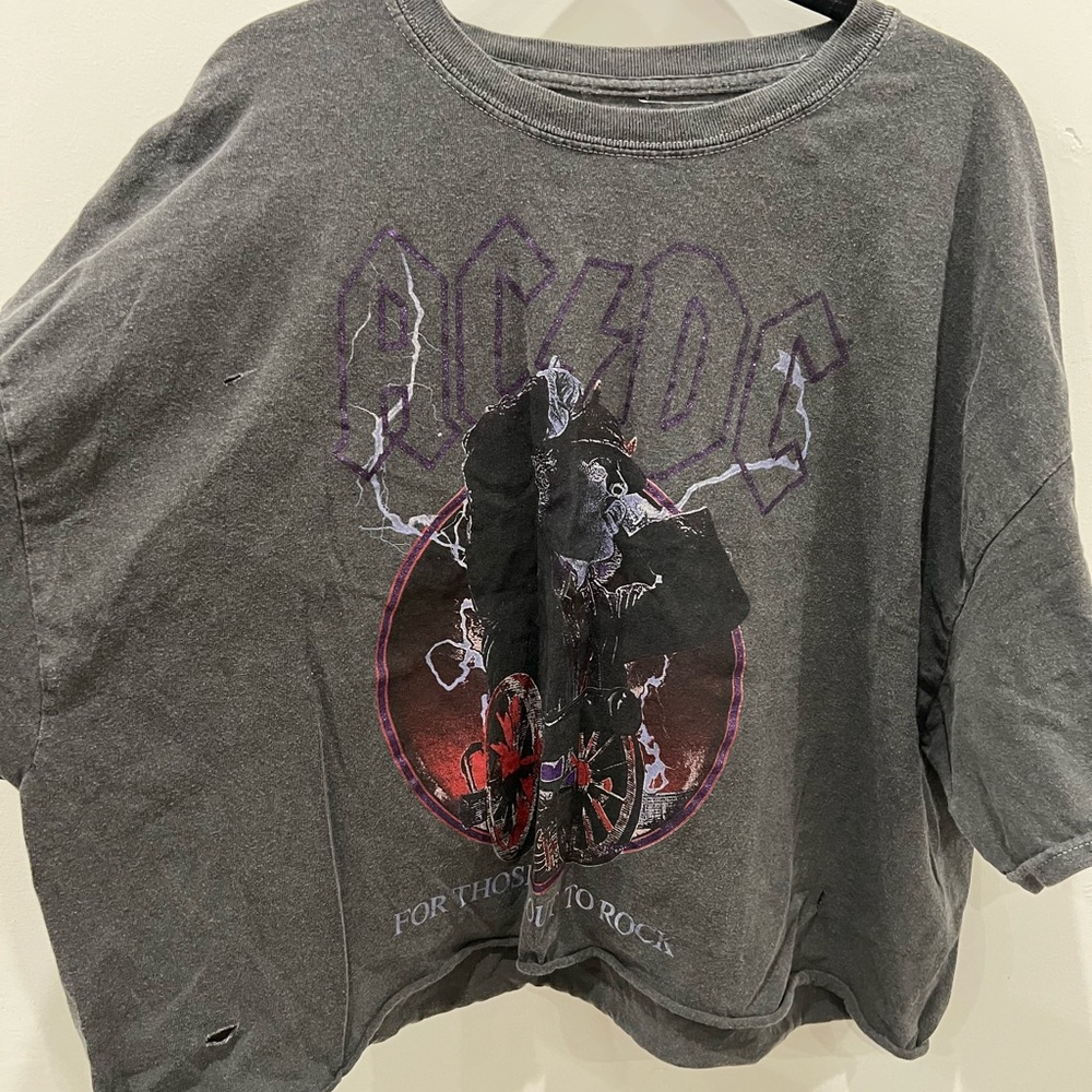 AC/DC graphic crop shirt
